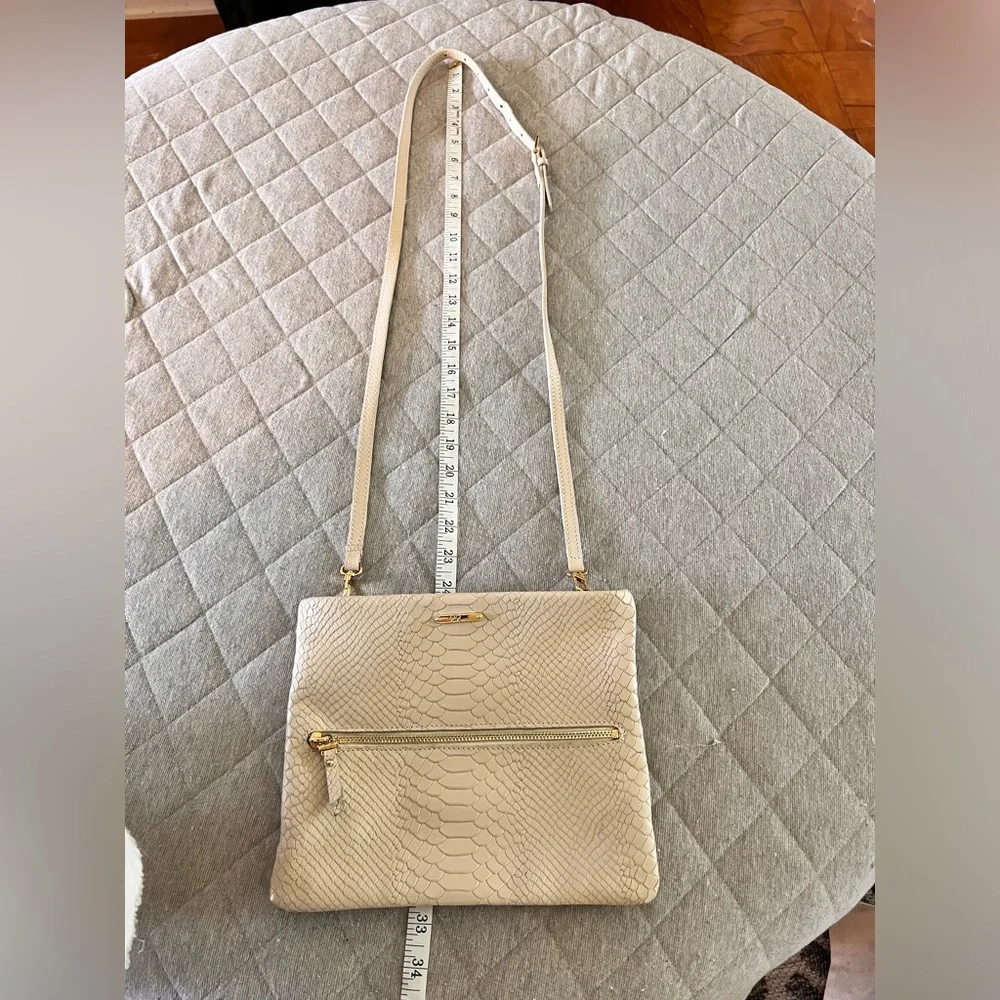 GIGI NEW YORK Skylar Military Python Embossed Cream Leather Crossbody Purse Bag - Picture 3 of 12